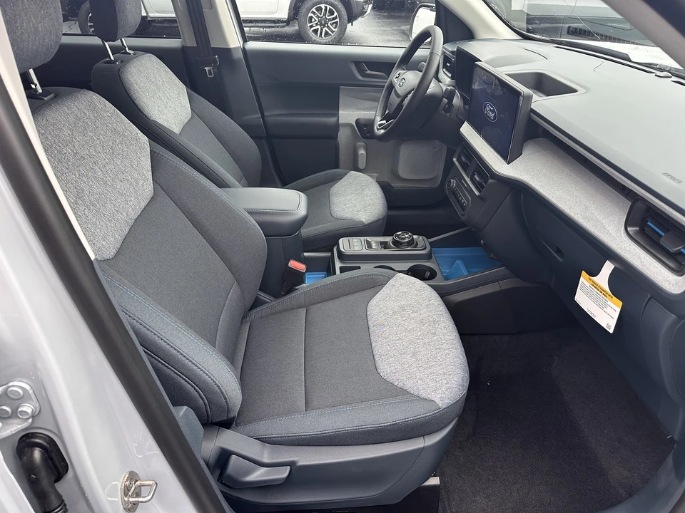 2026 Ford Maverick - Image 15 of 21