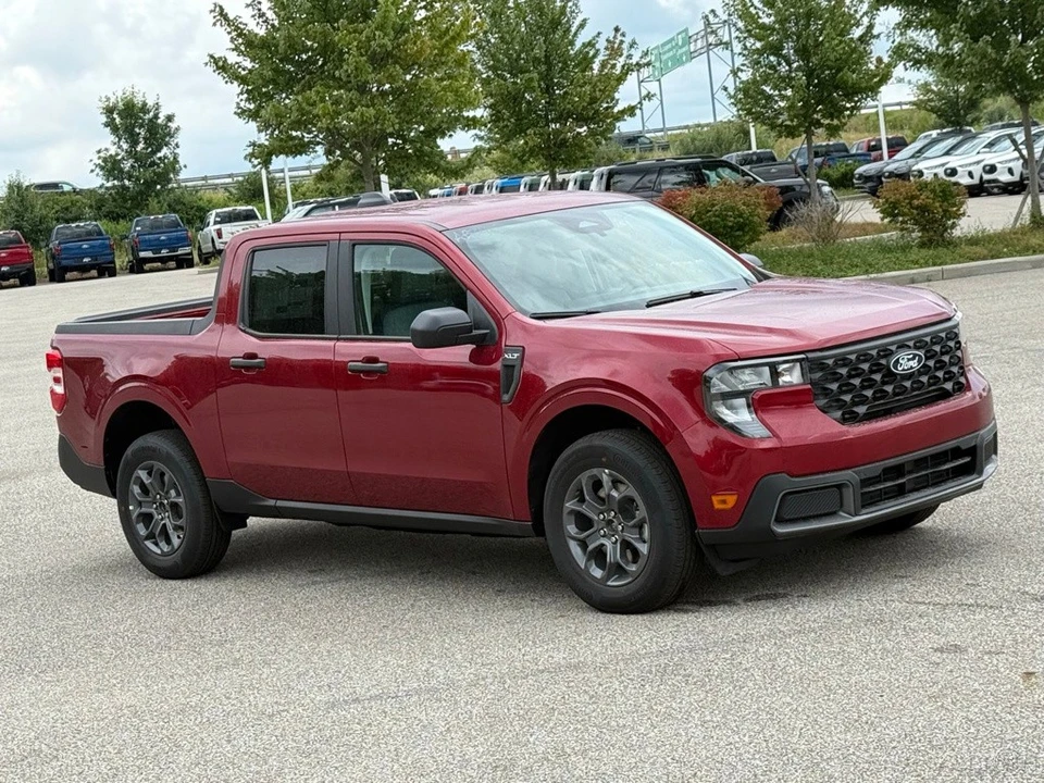 2026 Ford Maverick - Image 9 of 12