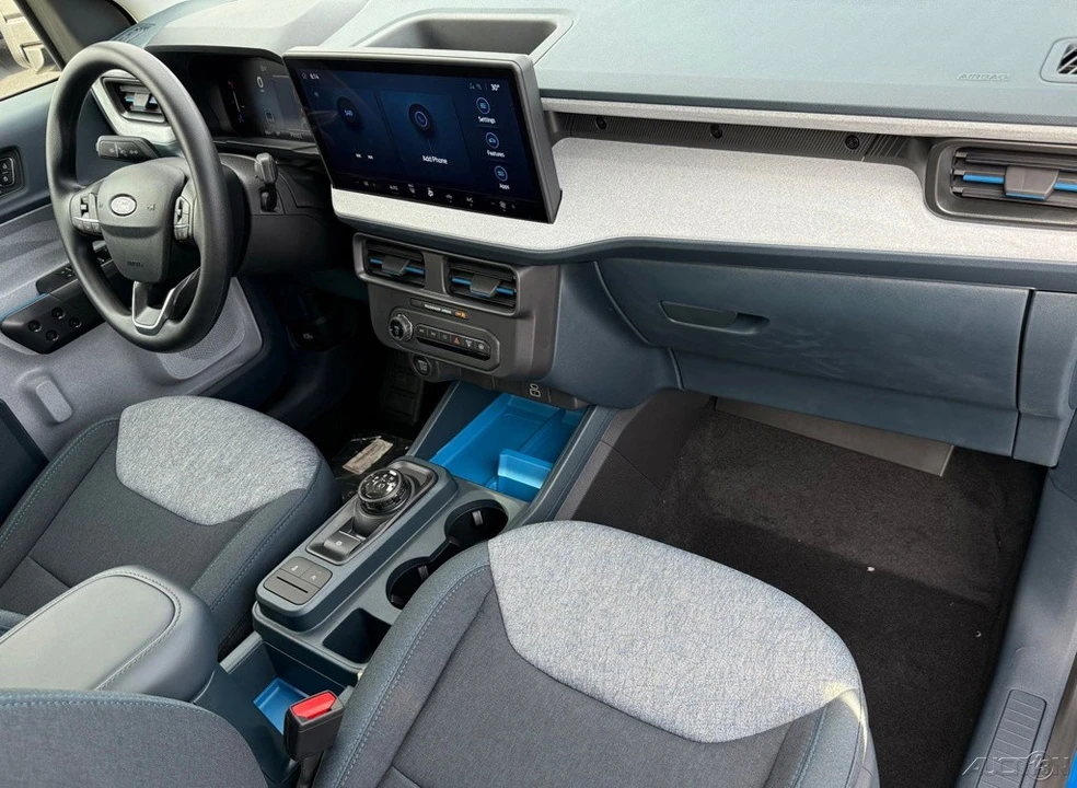 2026 Ford Maverick - Image 19 of 21