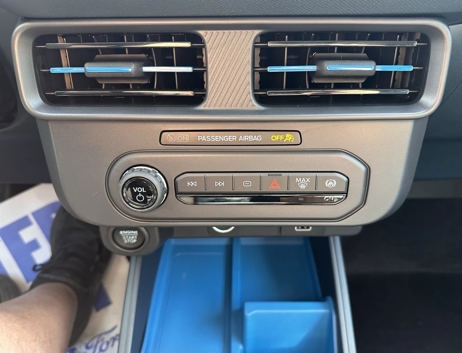 2026 Ford Maverick - Image 26 of 30