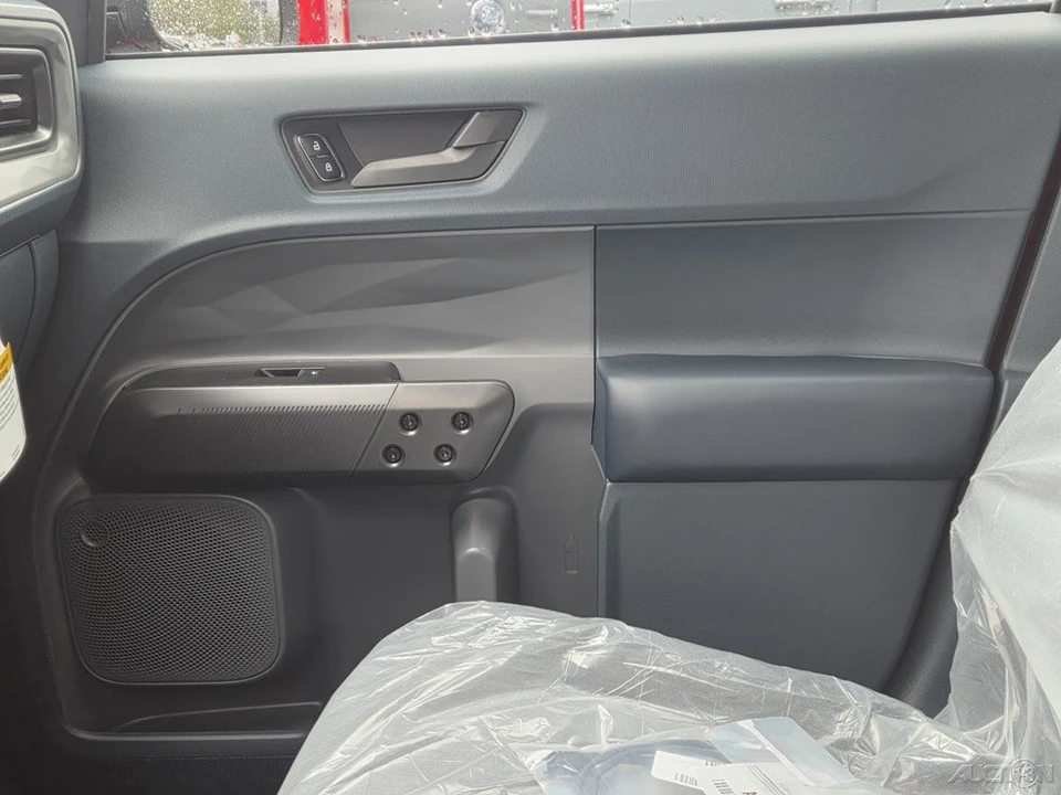 2026 Ford Maverick - Image 16 of 21