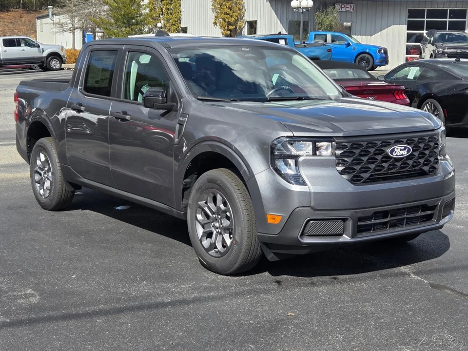2026 Ford Maverick - Image 14 of 17