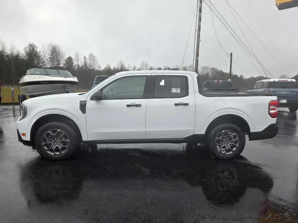 2026 Ford Maverick - Image 20 of 21