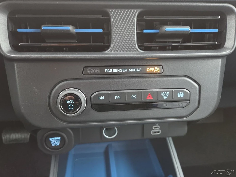 2026 Ford Maverick - Image 14 of 21