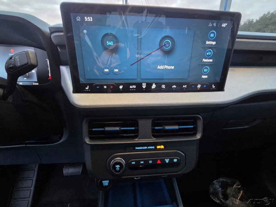 2026 Ford Maverick - Image 16 of 21