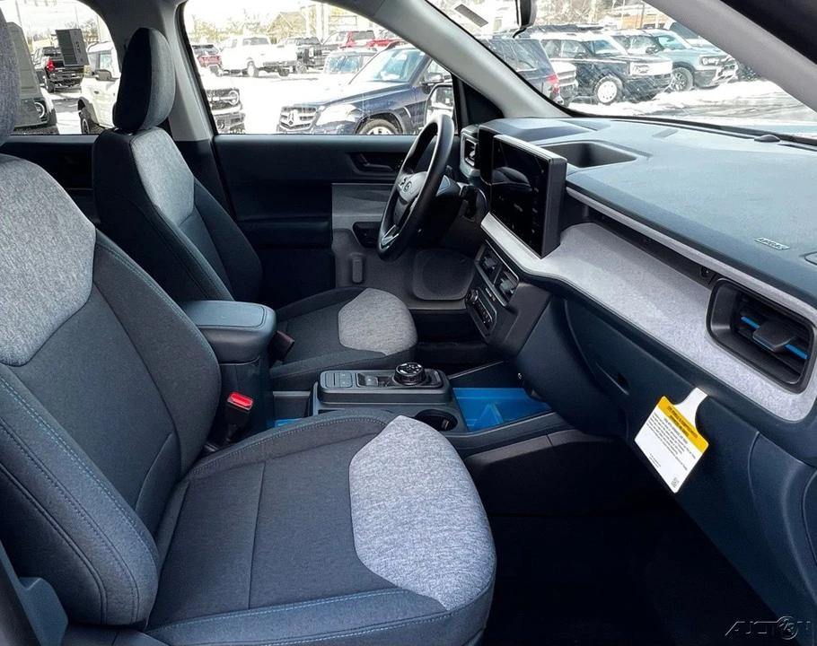 2026 Ford Maverick - Image 21 of 24