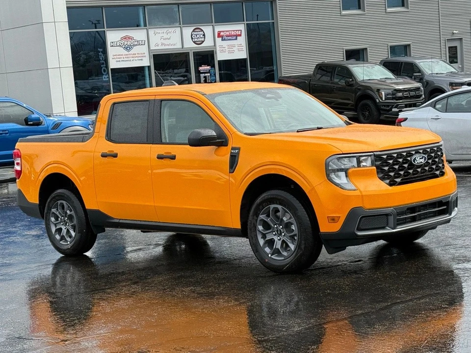 2026 Ford Maverick - Image 9 of 24