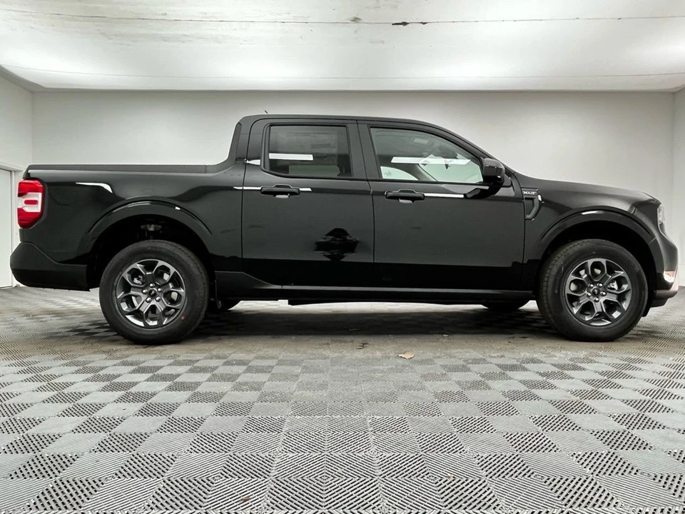2026 Ford Maverick - Image 7 of 12