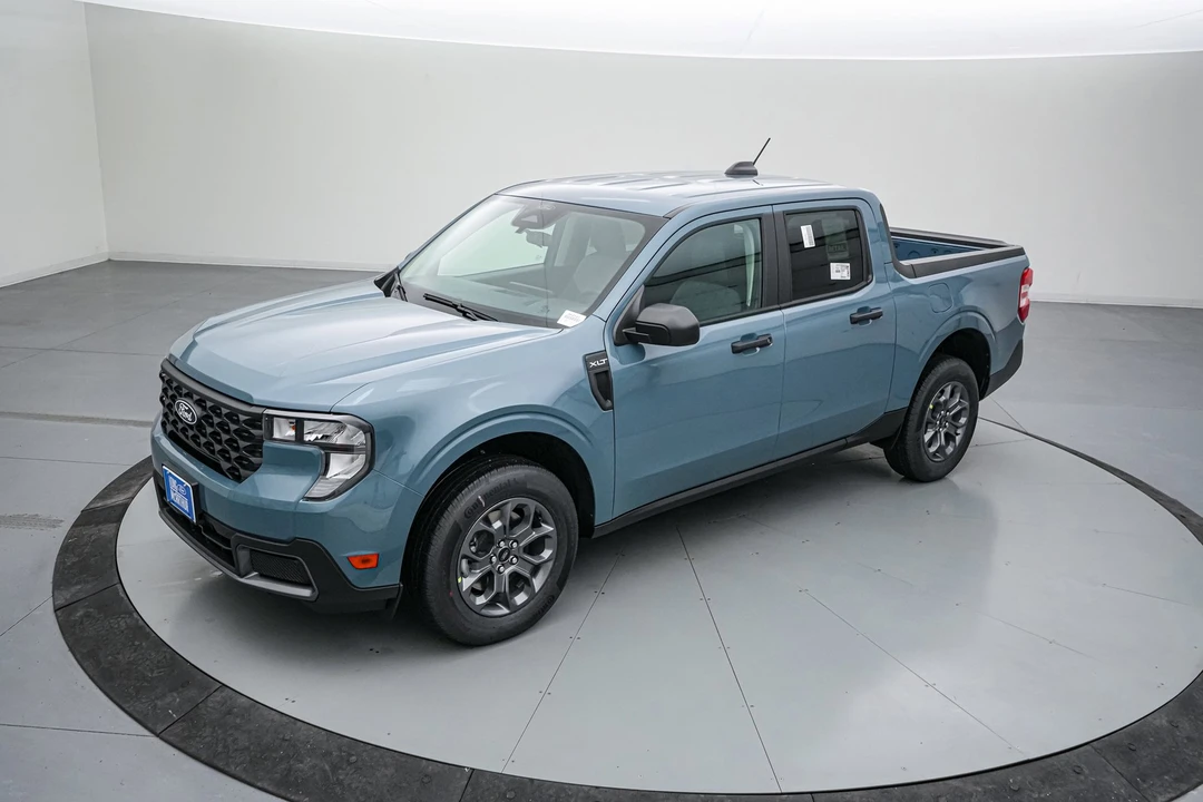 2026 Ford Maverick - Image 10 of 24