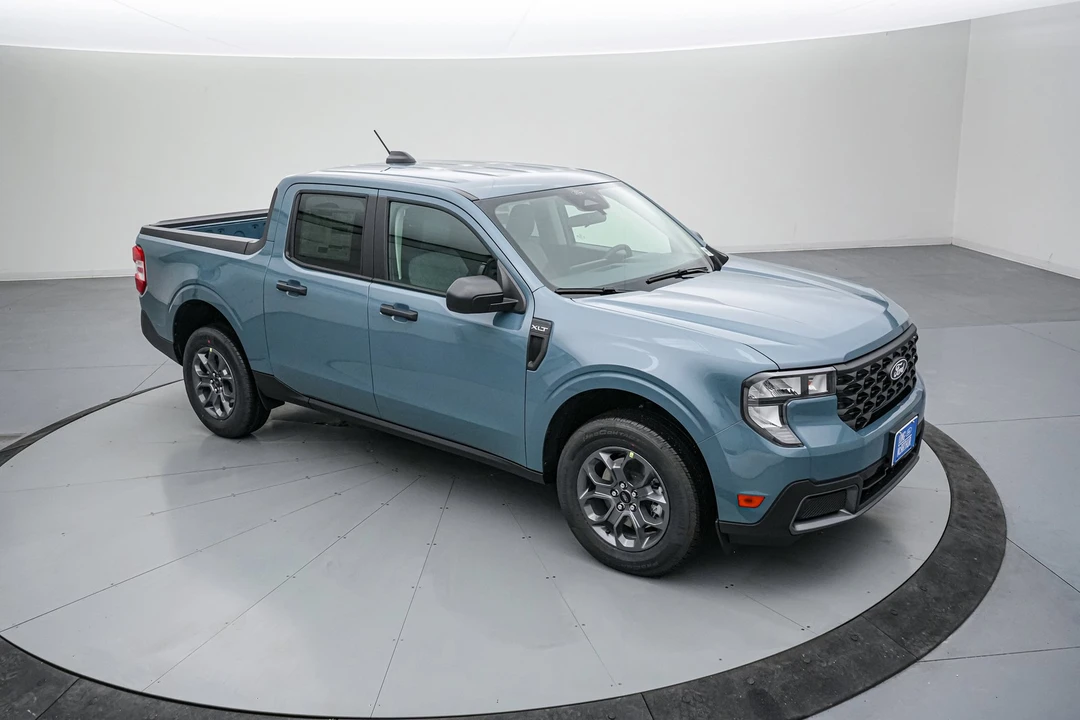 2026 Ford Maverick - Image 2 of 21