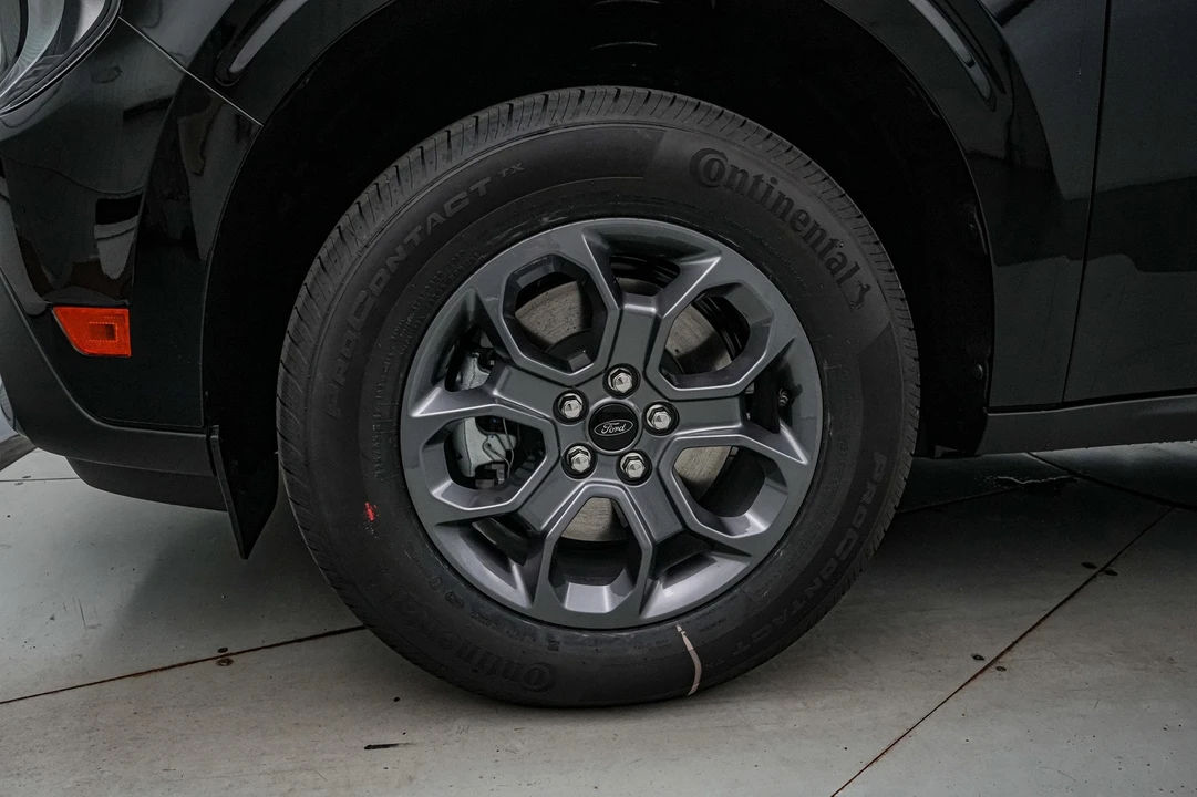 2026 Ford Maverick - Image 12 of 21