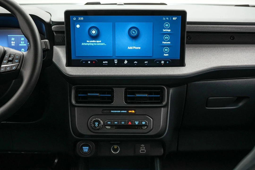 2026 Ford Maverick - Image 17 of 21
