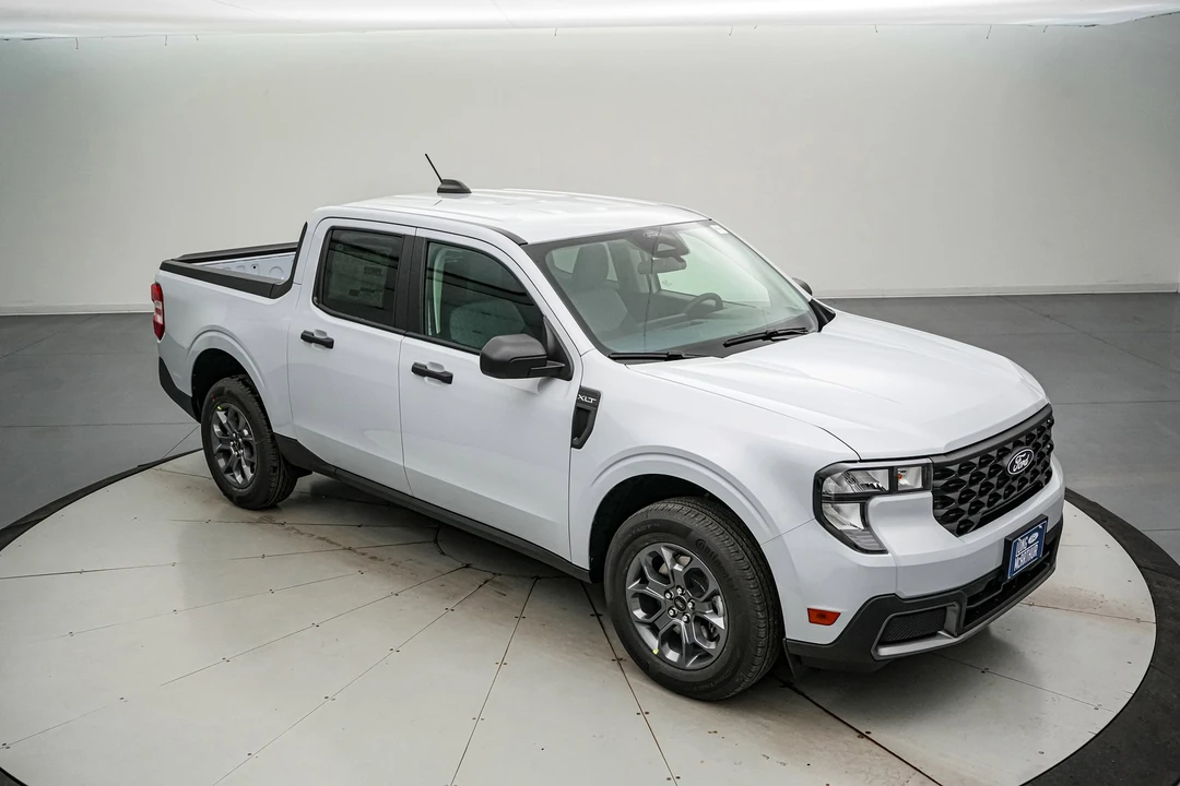 2026 Ford Maverick - Image 2 of 21