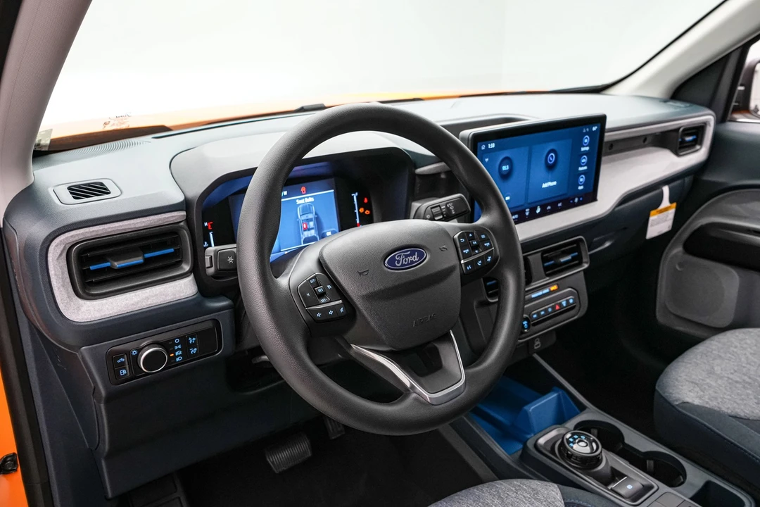 2026 Ford Maverick - Image 14 of 21