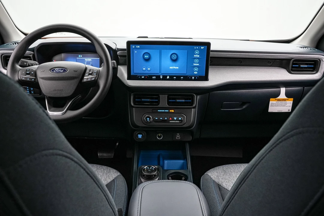 2026 Ford Maverick - Image 16 of 21