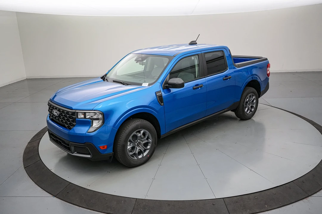 2026 Ford Maverick - Image 10 of 25