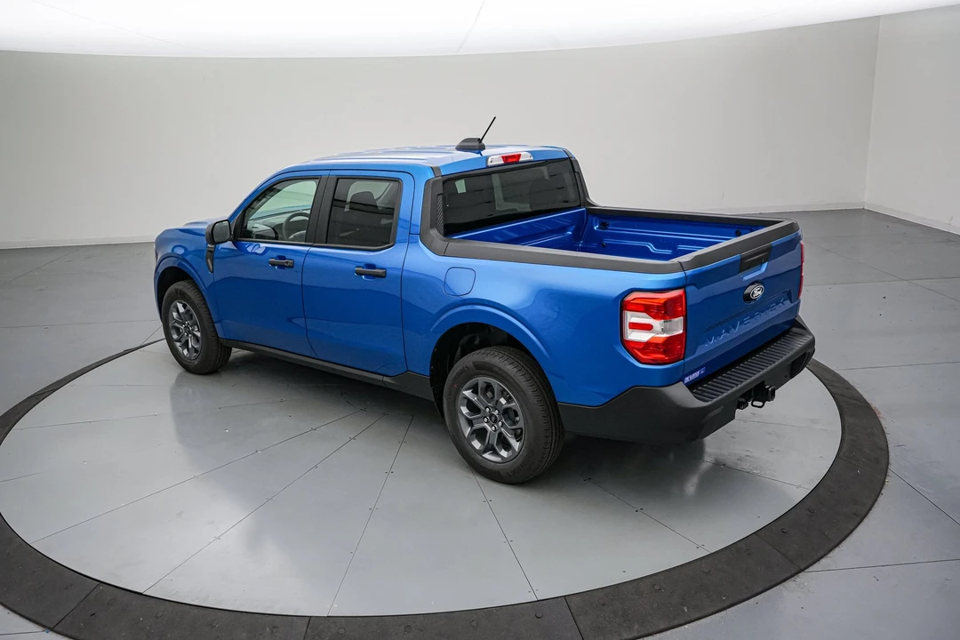 2026 Ford Maverick - Image 8 of 25