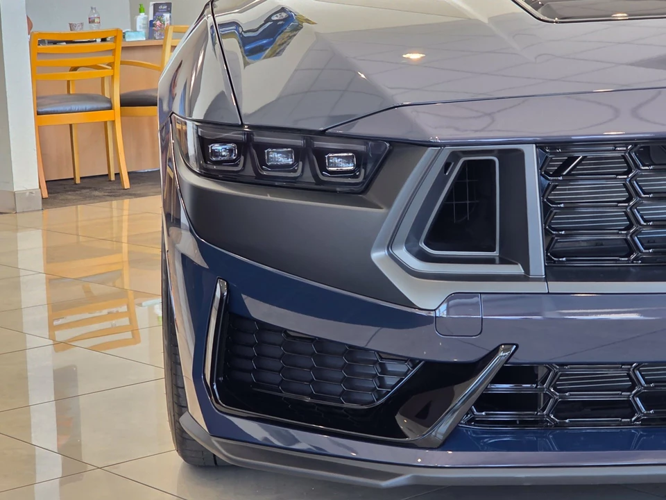 2026 Ford Mustang - Image 2 of 28