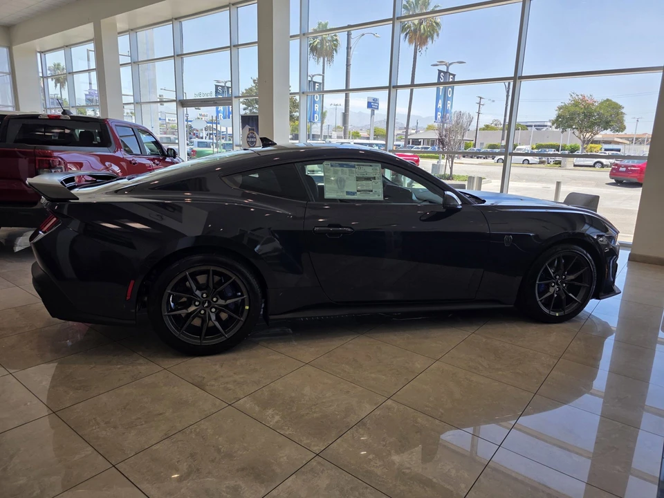 2026 Ford Mustang - Image 3 of 28