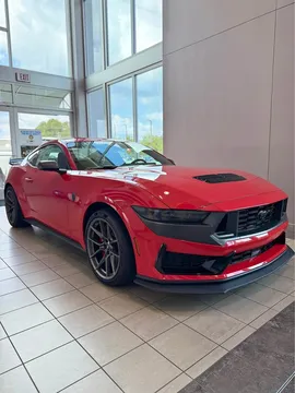 2026 Ford Mustang Dark Horse Premium