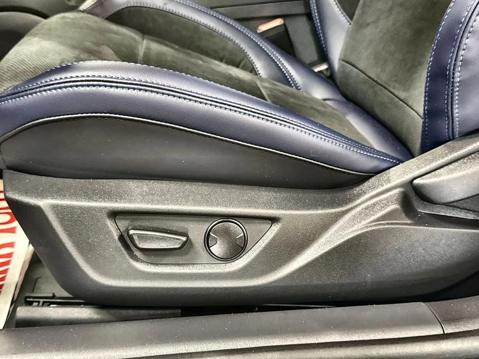 2026 Ford Mustang - Image 13 of 31