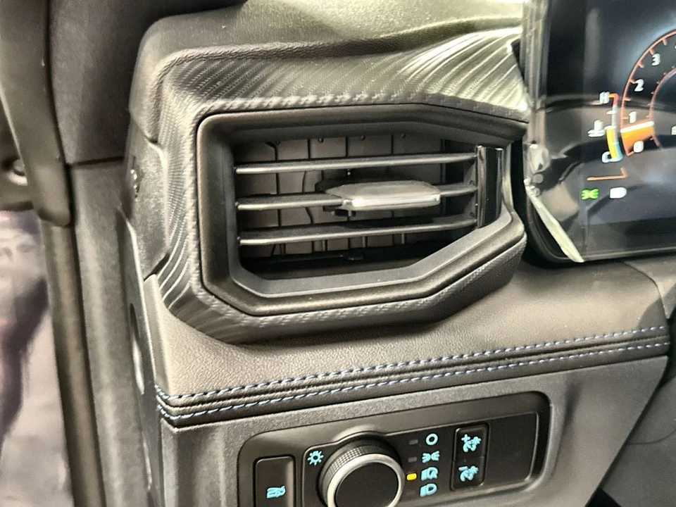 2026 Ford Mustang - Image 15 of 31