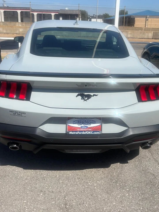 2026 Ford S650 Mustang - Image 2 of 10