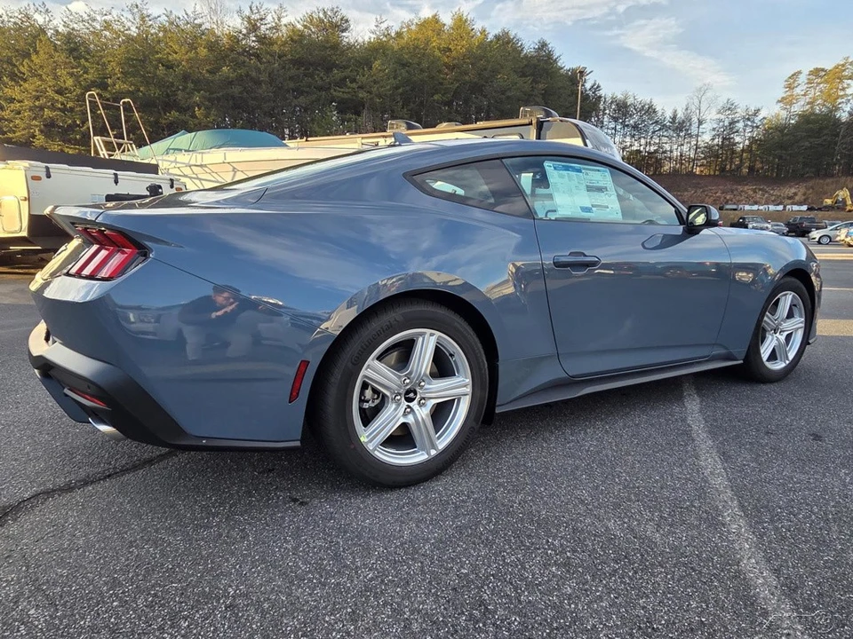 2026 Ford S650 Mustang - Image 2 of 21