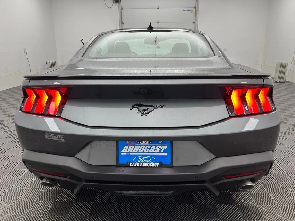 2026 Ford S650 Mustang - Image 9 of 12