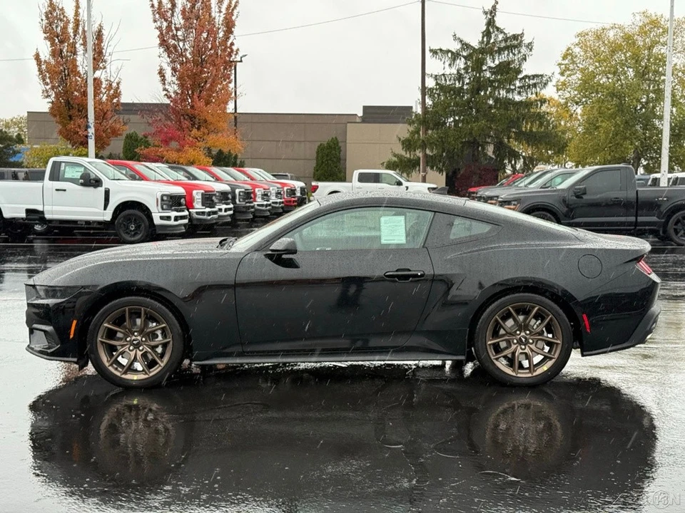 2026 Ford S650 Mustang - Image 2 of 12