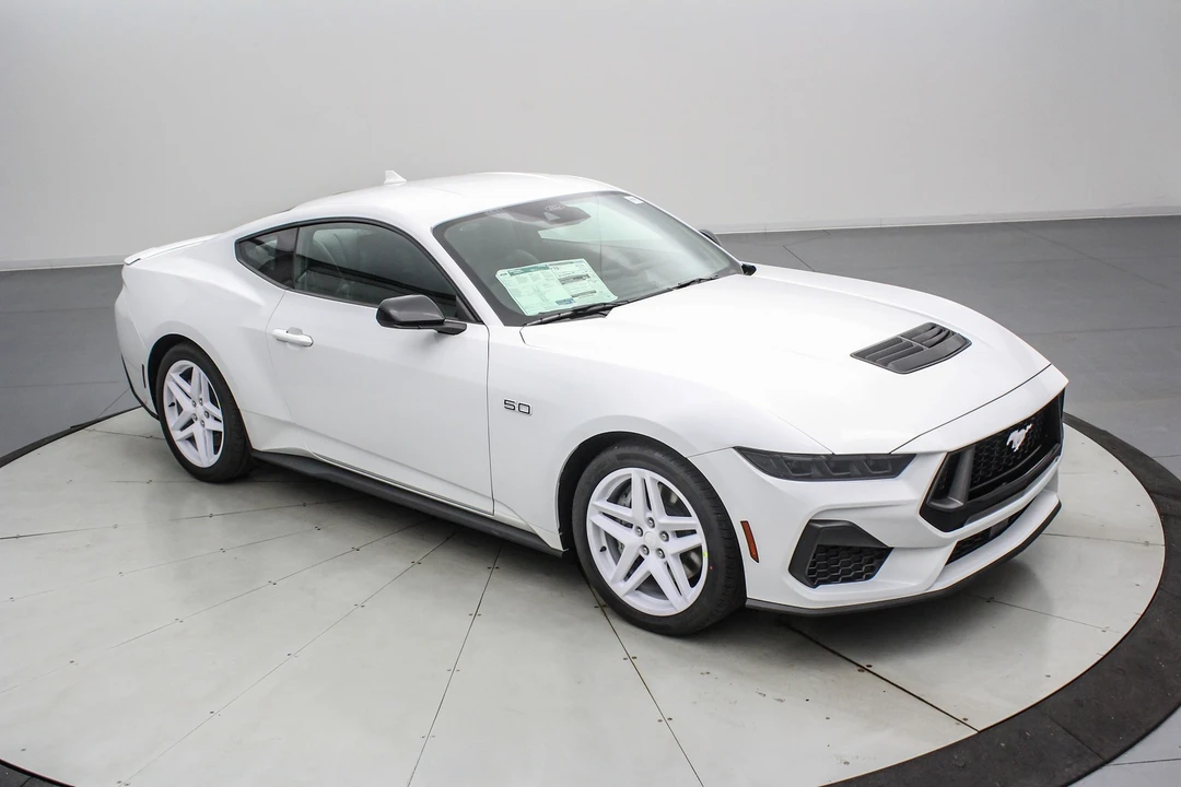 2026 Ford S650 Mustang - Image 2 of 21