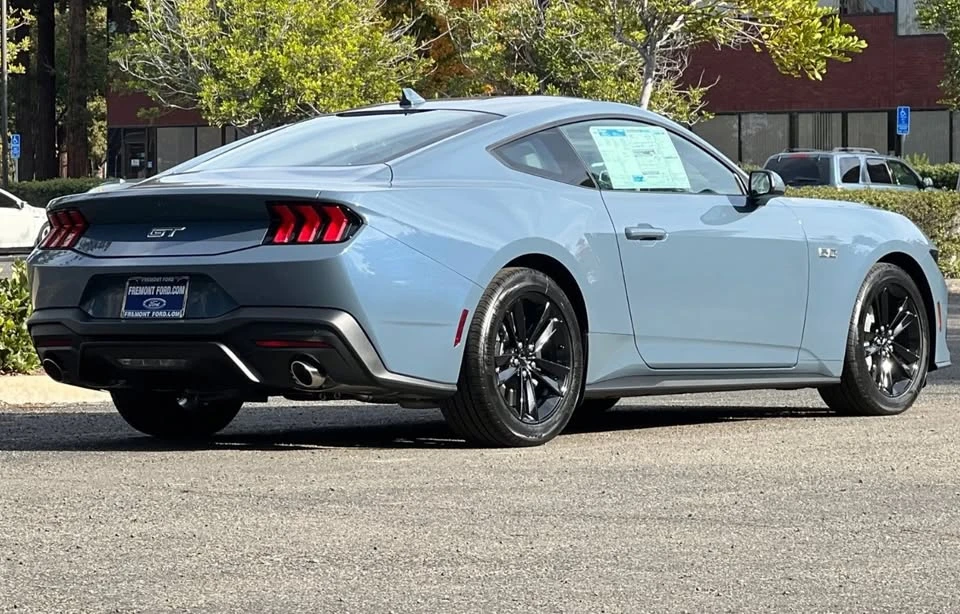 2026 Ford S650 Mustang - Image 2 of 10