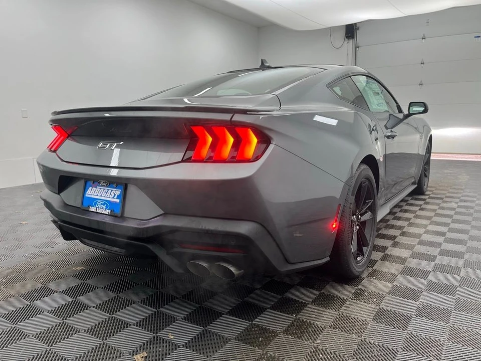 2026 Ford S650 Mustang - Image 8 of 12