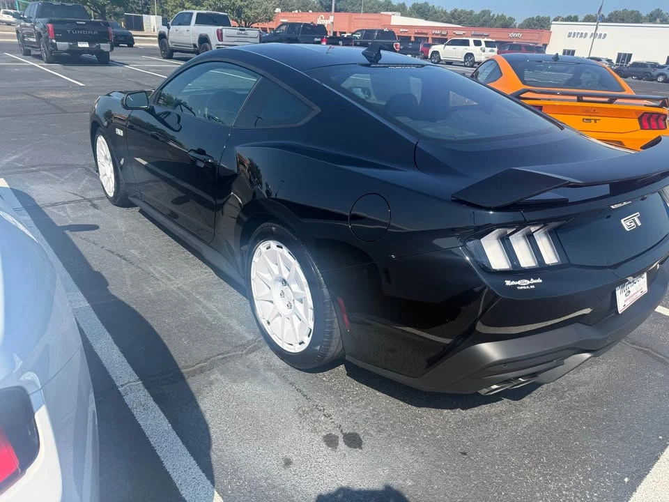 2026 Ford S650 Mustang GT - Image 2 of 13