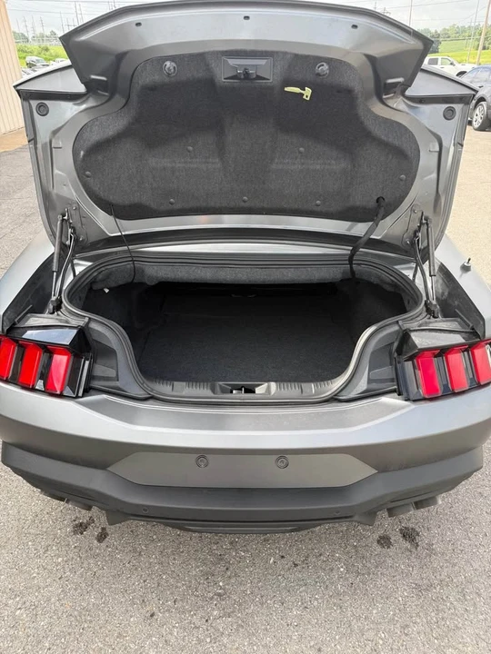 2026 Ford S650 Mustang GT - Image 4 of 12