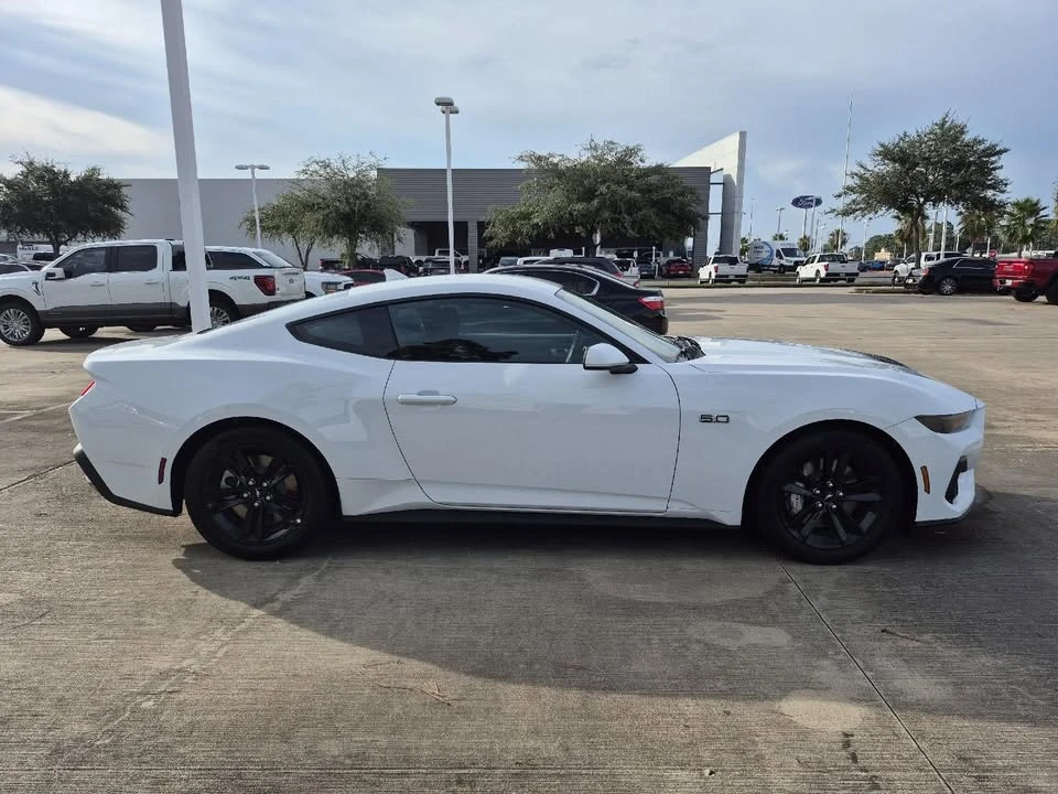 2026 Ford S650 Mustang GT - Image 4 of 15