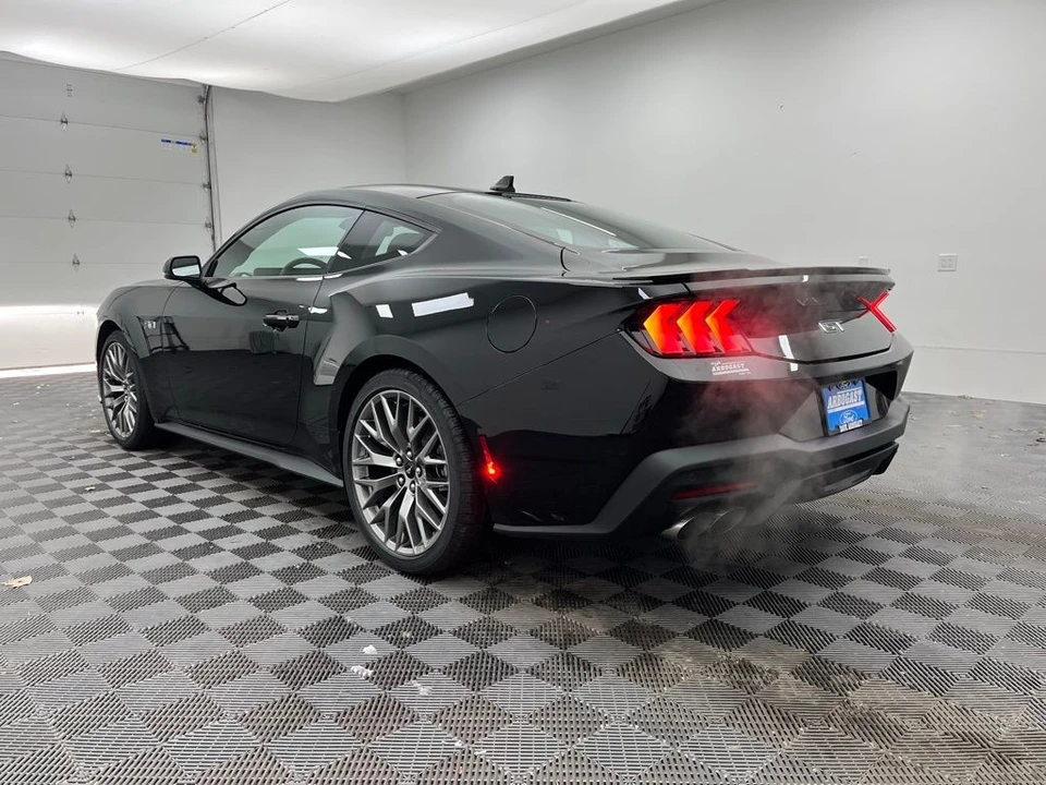 2026 Ford S650 Mustang - Image 10 of 12