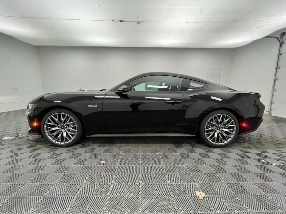 2026 Ford S650 Mustang - Image 11 of 12