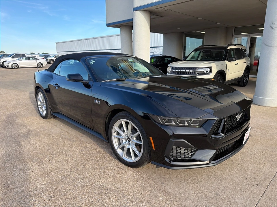 2026 Ford S650 Mustang GT - Image 2 of 17