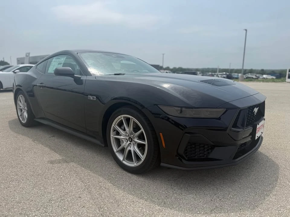 2026 Ford S650 Mustang GT - Image 2 of 6