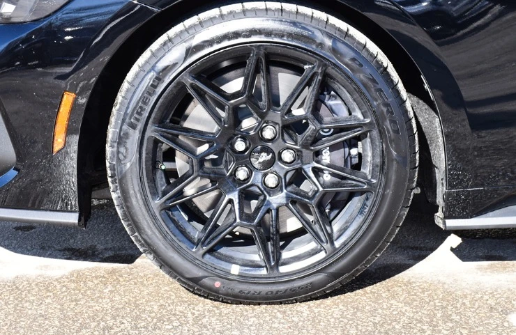 2026 Ford S650 Mustang GT - Image 10 of 11