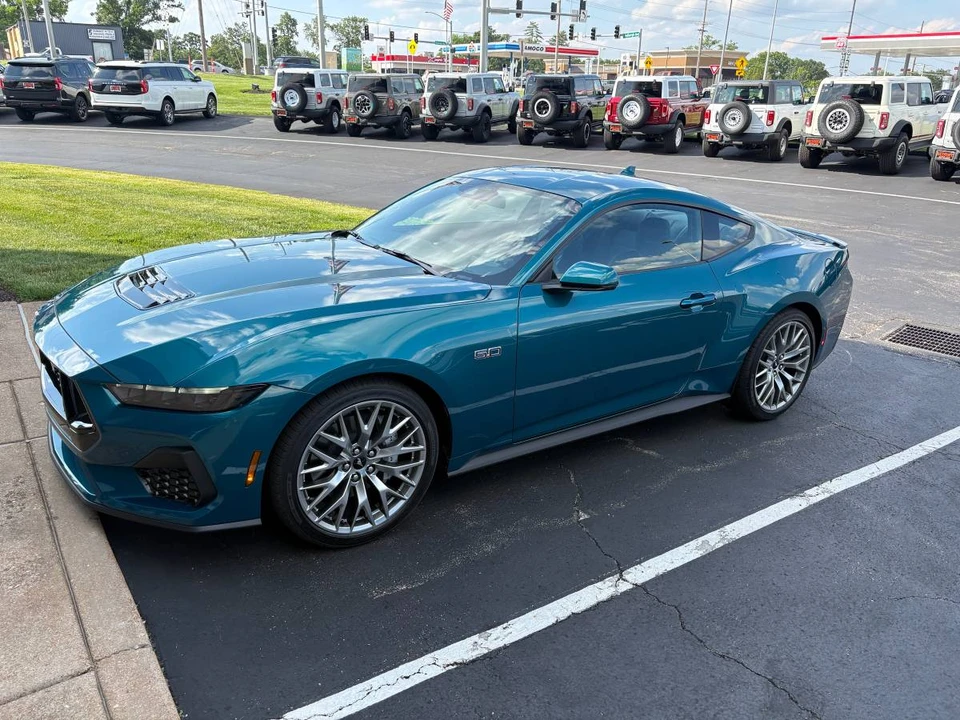 2026 Ford S650 Mustang GT - Image 12 of 15