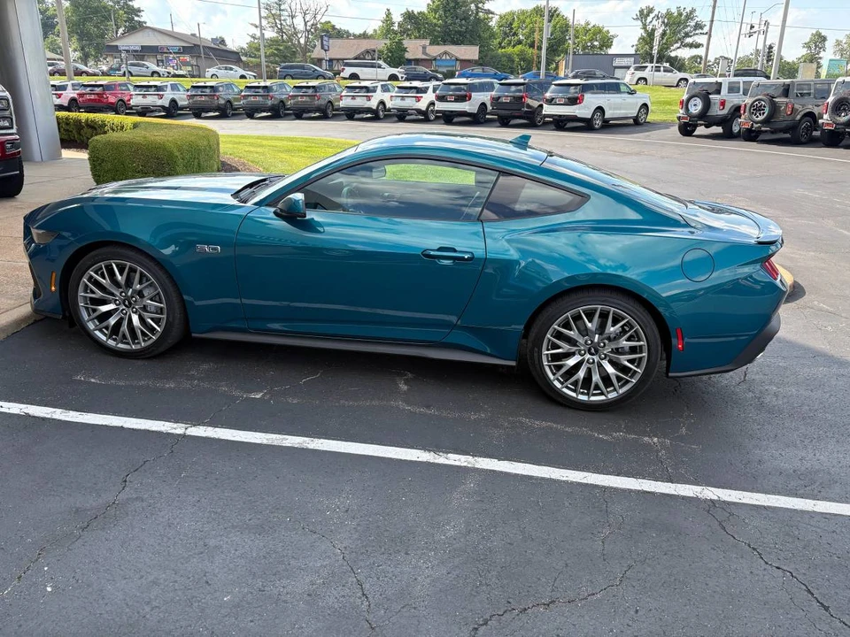 2026 Ford S650 Mustang GT - Image 11 of 15
