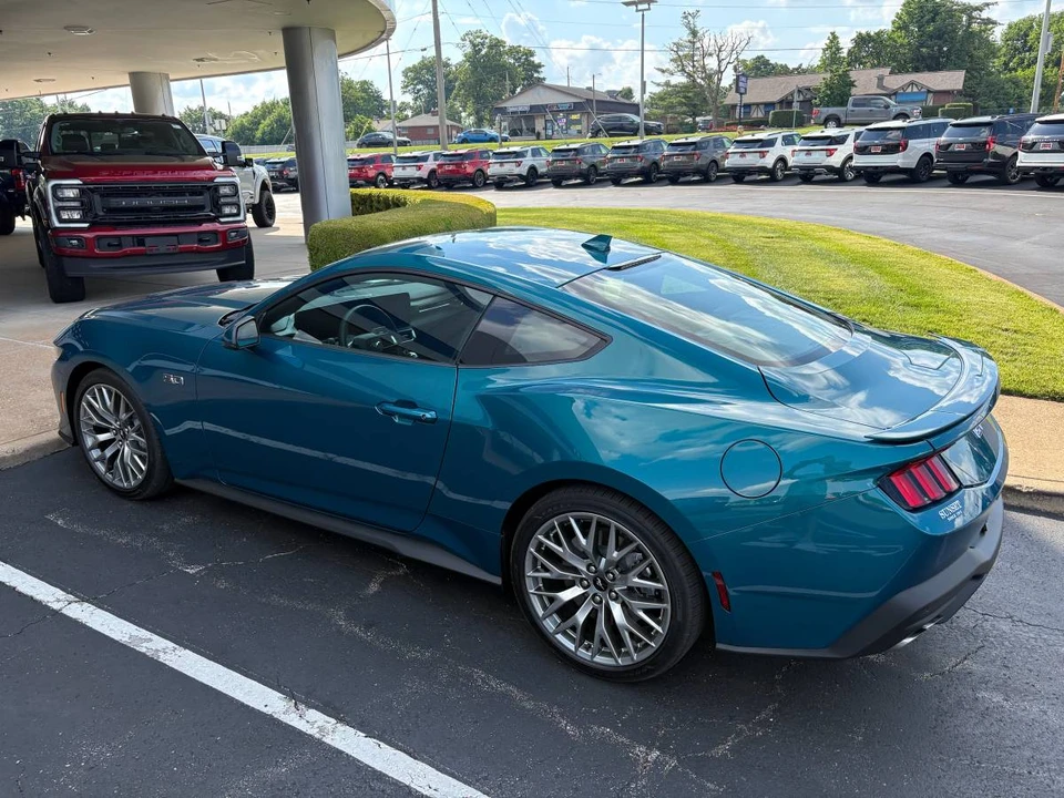2026 Ford S650 Mustang GT - Image 9 of 15