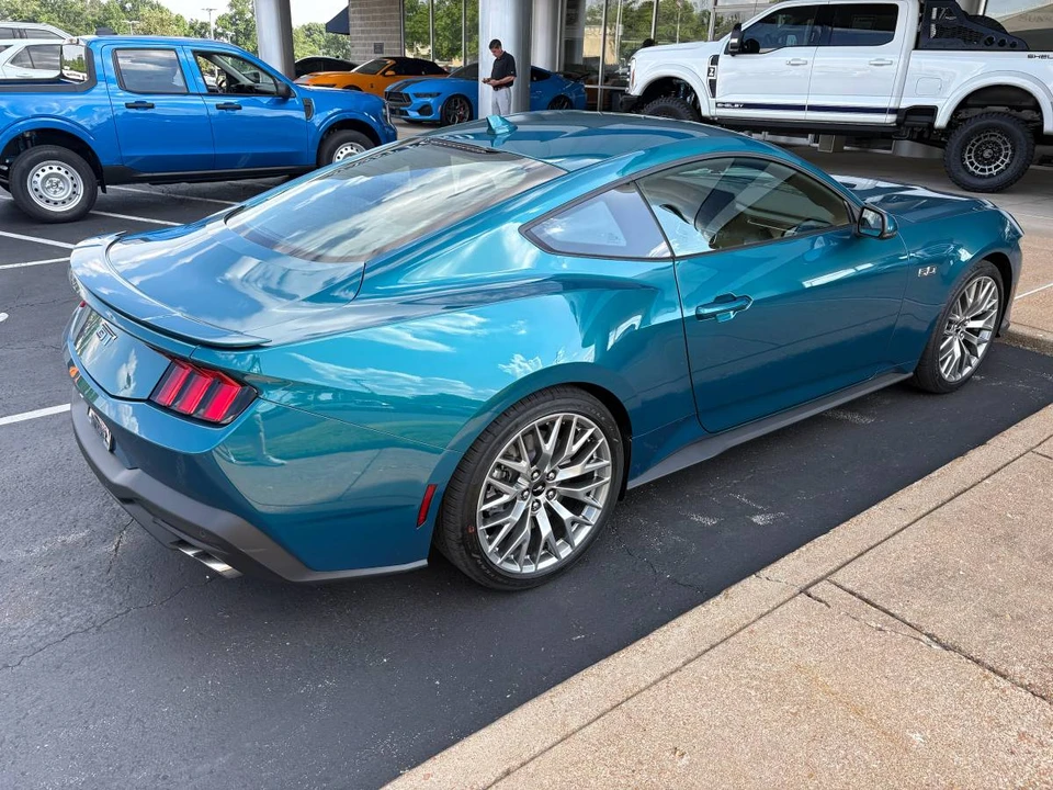 2026 Ford S650 Mustang GT - Image 15 of 15