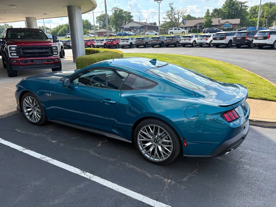 2026 Ford S650 Mustang GT - Image 6 of 15