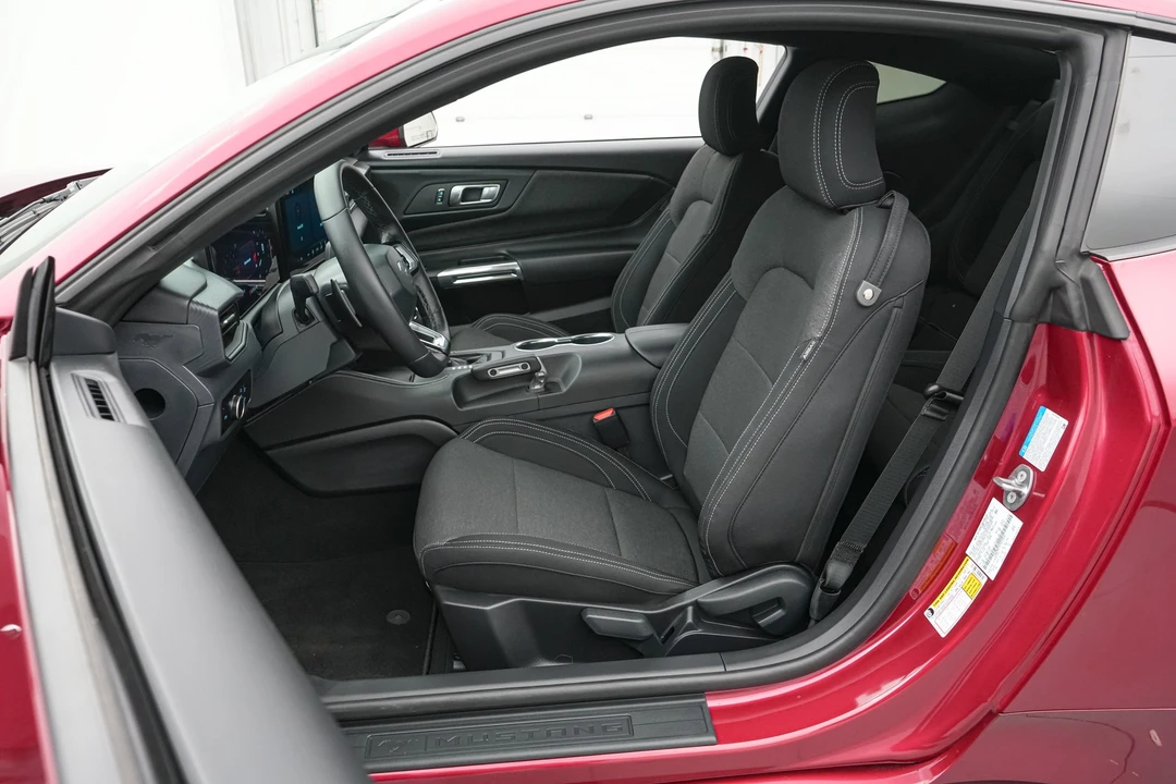 2026 Ford S650 Mustang GT - Image 24 of 31