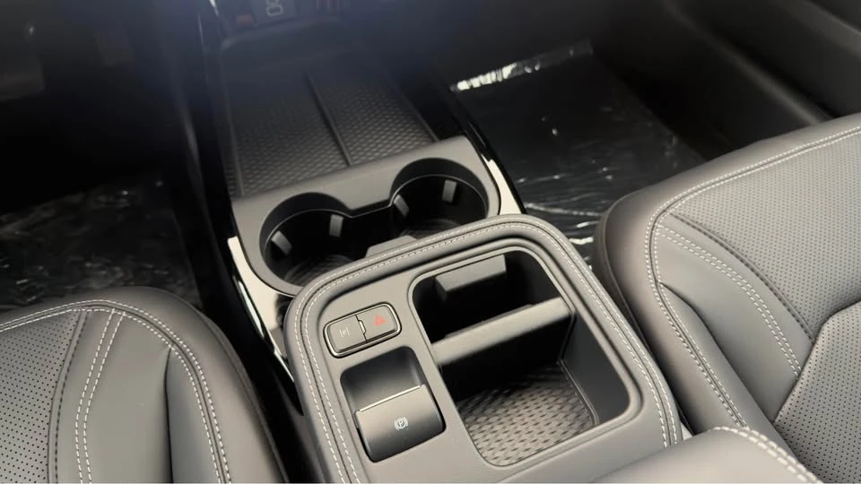 2026 Ford Mustang Mach-E - Image 9 of 11