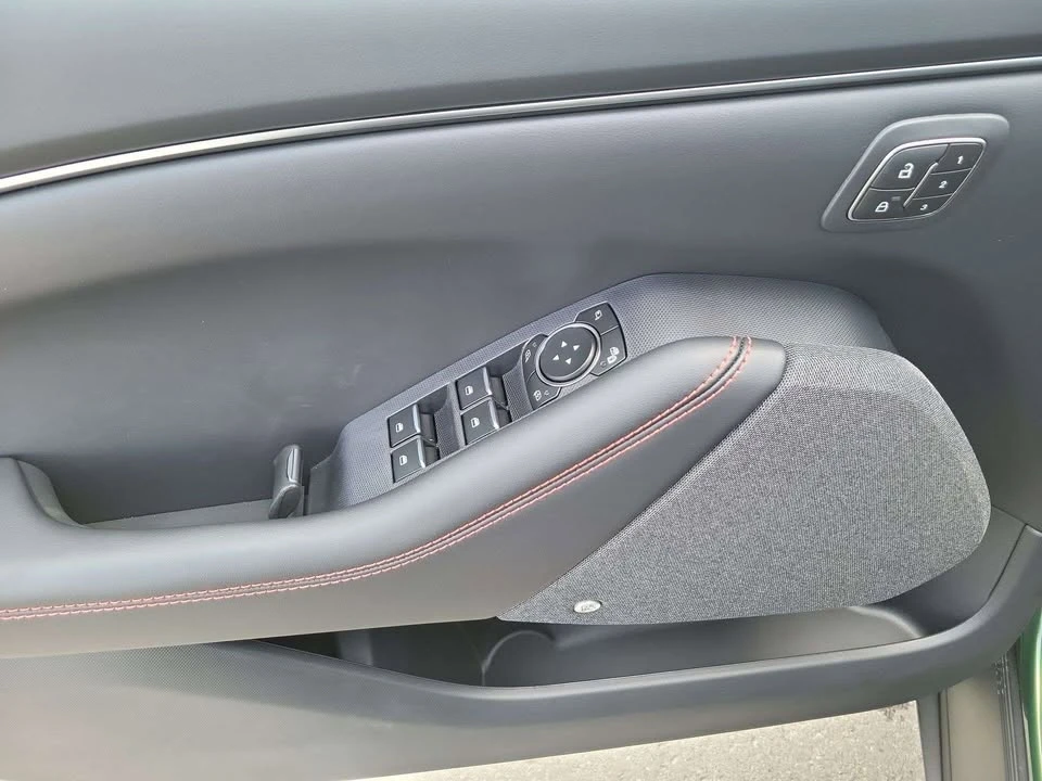 2026 Ford Mustang Mach-E - Image 15 of 20