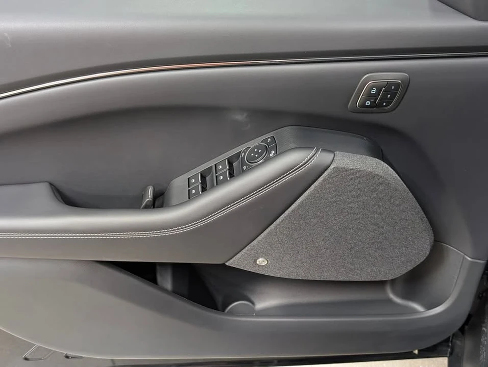 2026 Ford Mustang Mach-E - Image 11 of 20